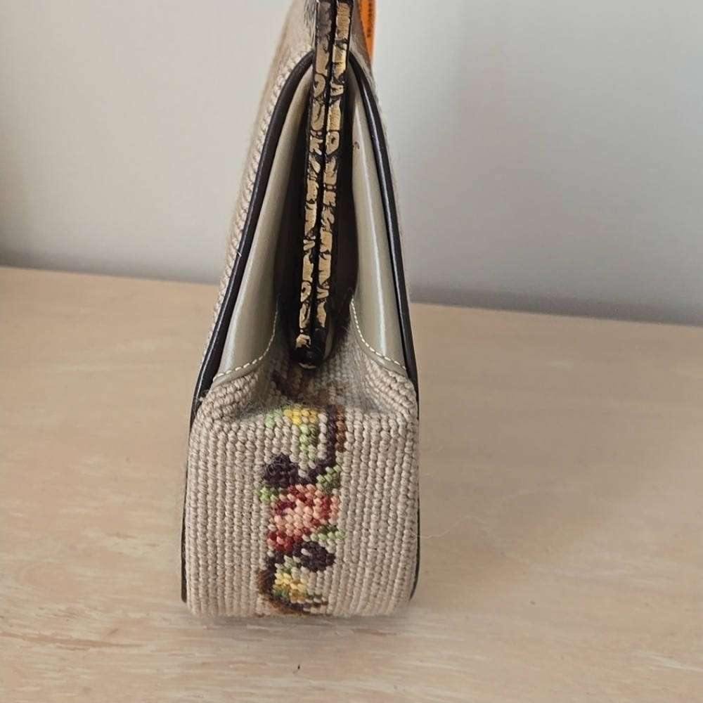 Vintage Petit Point Needlework Purse - Picture 5 of 10
